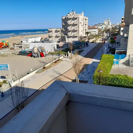 Vista Mare Viserbella, Vicissimo Fiera